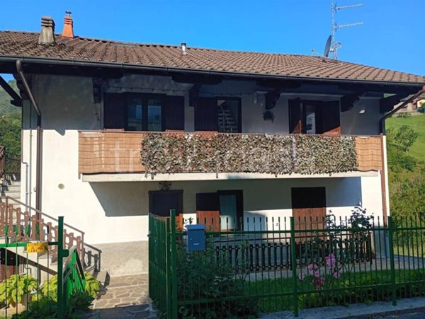 appartamento in vendita a Serina