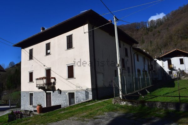 appartamento in vendita a Serina