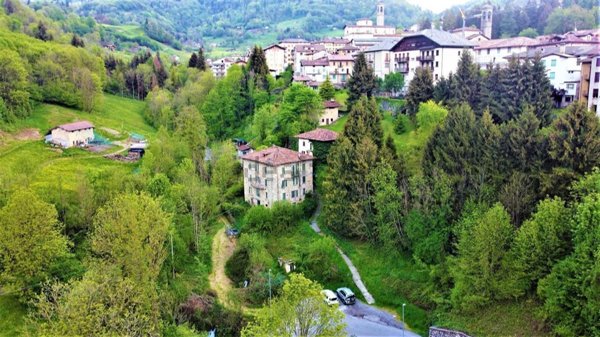 casa indipendente in vendita a Serina