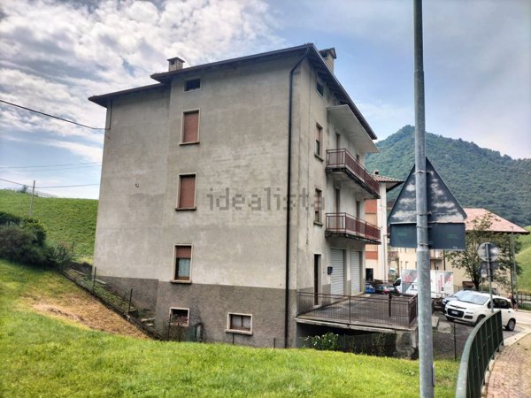 appartamento in vendita a Serina