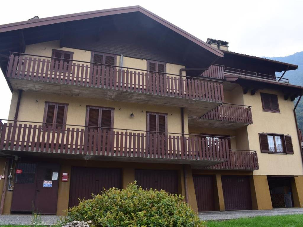 appartamento in vendita a Serina