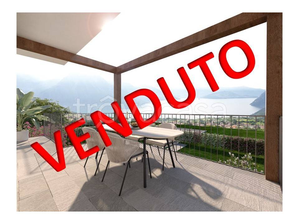appartamento in vendita a Solto Collina in zona Esmate