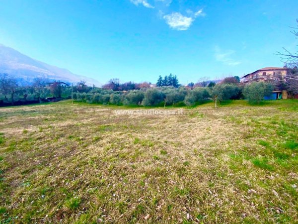 terreno agricolo in vendita a Solto Collina