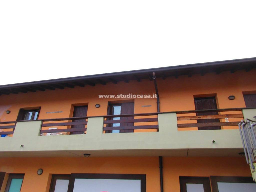 appartamento in vendita a Solto Collina