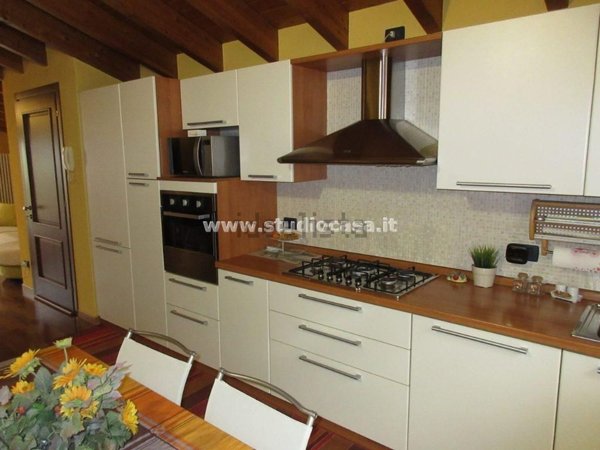 appartamento in vendita a Solto Collina in zona Esmate