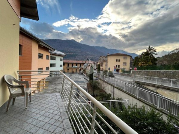 appartamento in vendita a Solto Collina