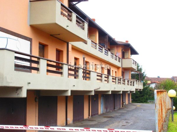 appartamento in vendita a Solto Collina