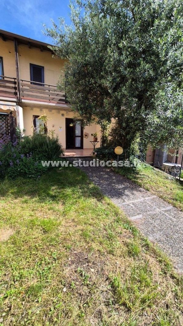 pentavano in vendita a Solto Collina