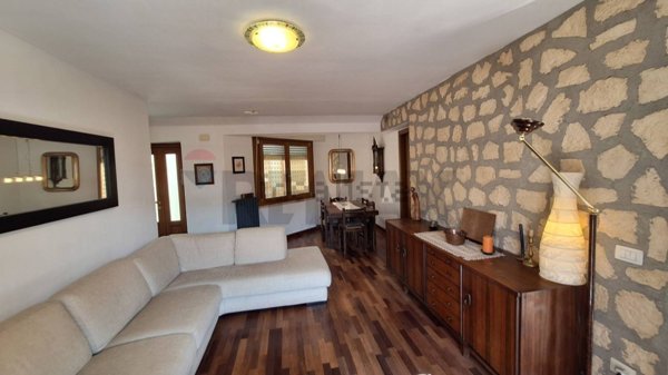 appartamento in vendita a Solto Collina