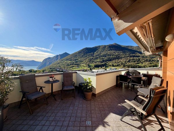 appartamento in vendita a Solto Collina in zona Esmate