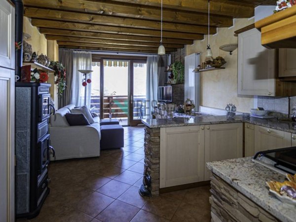 appartamento in vendita a Songavazzo