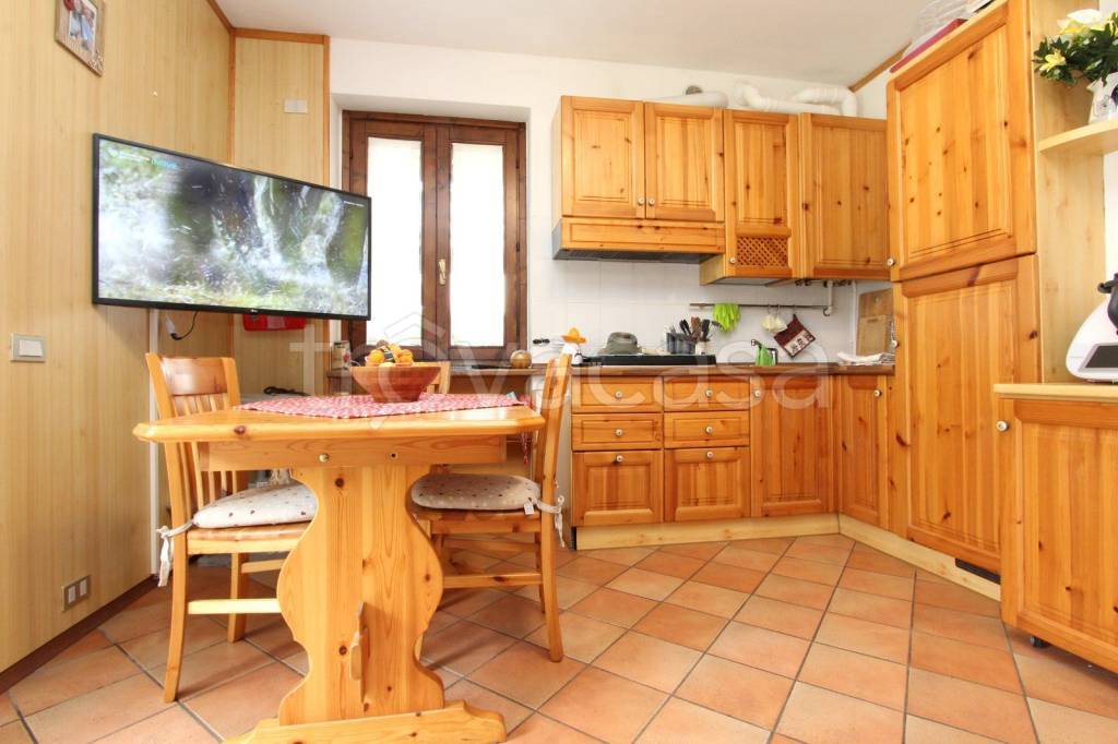 appartamento in vendita a Songavazzo