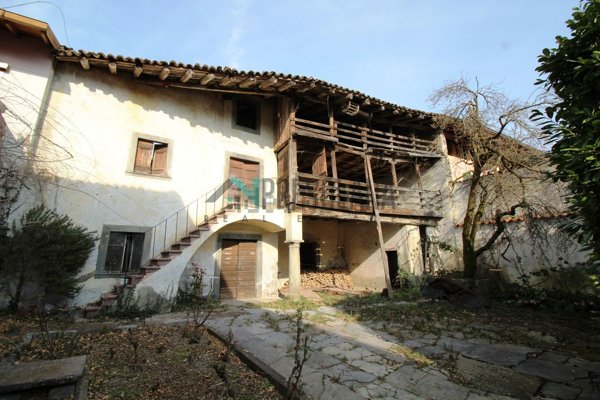 casa indipendente in vendita a Songavazzo