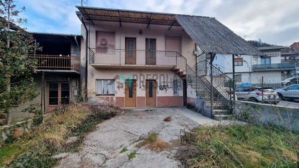 casa indipendente in vendita a Songavazzo