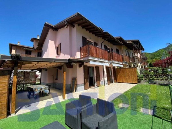 casa indipendente in vendita a Songavazzo