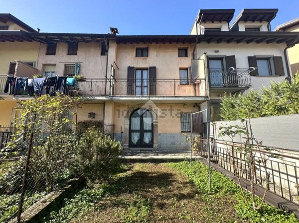 casa indipendente in vendita a Sorisole