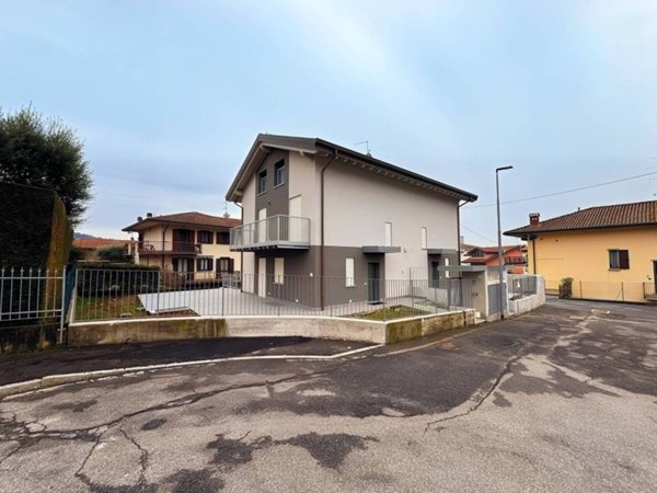 casa indipendente in vendita a Sorisole