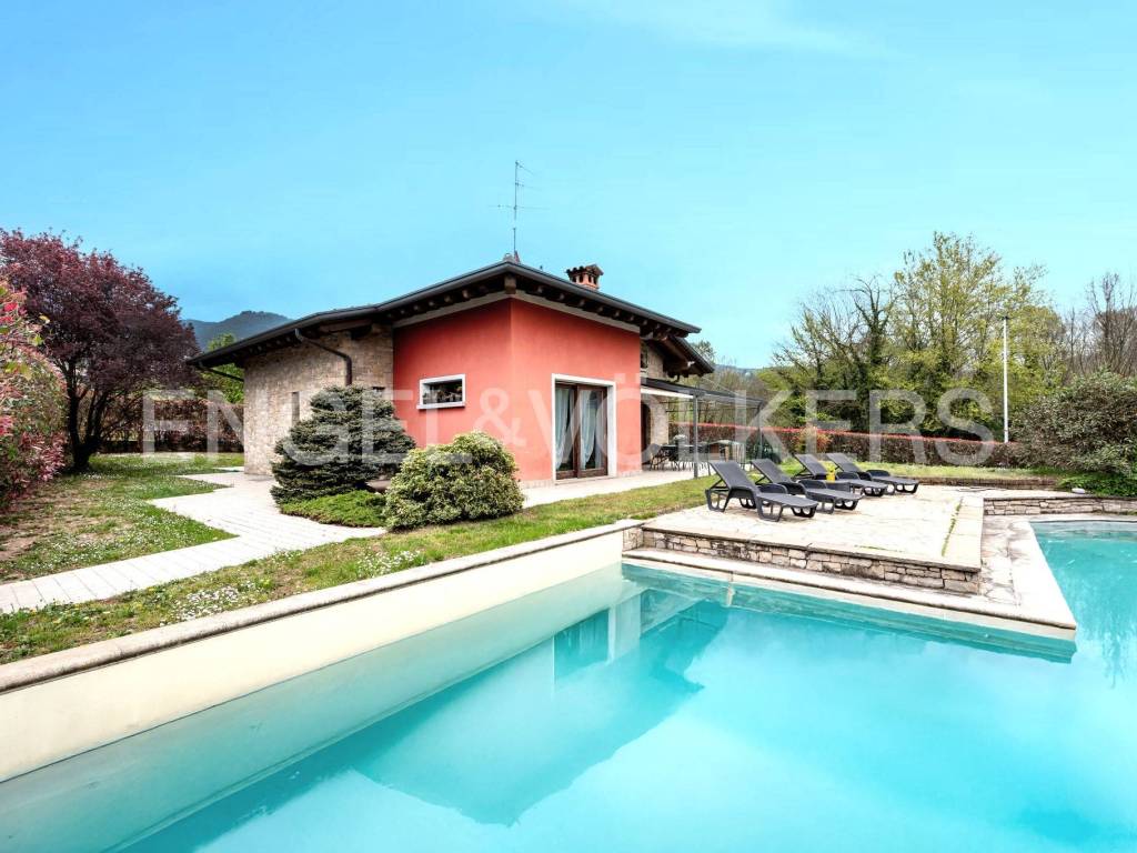 casa indipendente in vendita a Sorisole