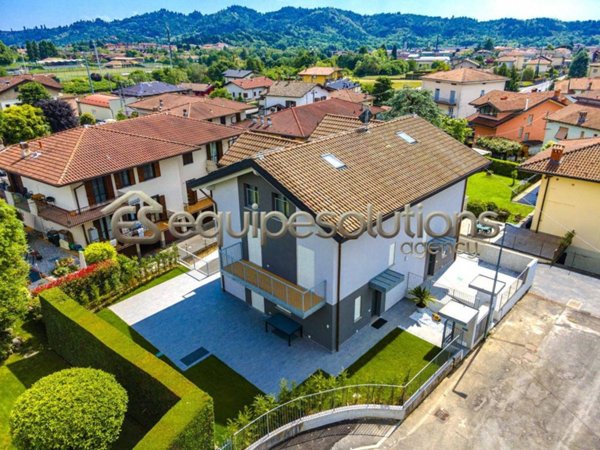 casa indipendente in vendita a Sorisole