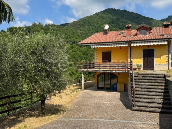 casa indipendente in vendita a Sorisole