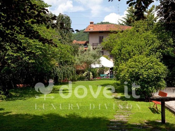 villa in vendita a Sorisole