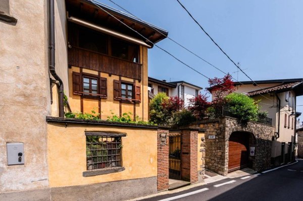 casa indipendente in vendita a Sorisole