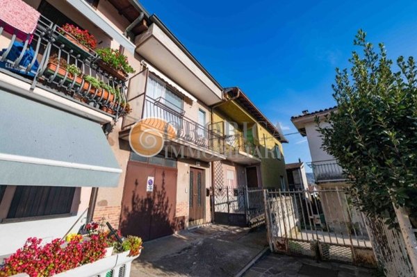 casa indipendente in vendita a Sorisole in zona Azzonica