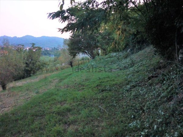 terreno agricolo in vendita a Sorisole in zona Sant'Anna