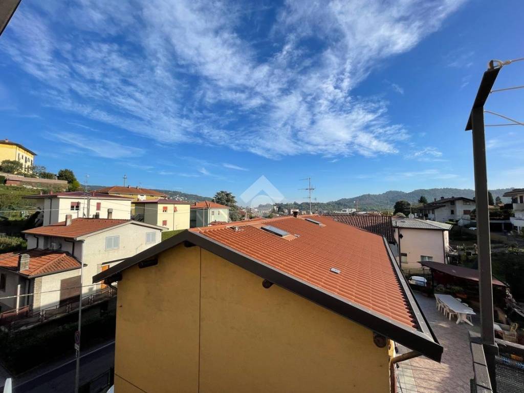 appartamento in vendita a Sorisole in zona Petosino