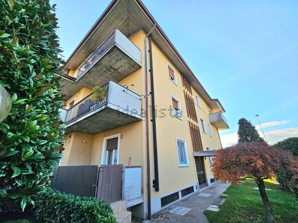 appartamento in vendita a Sorisole in zona Petosino