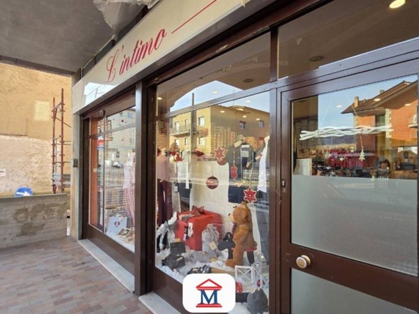 negozio in vendita a Sorisole in zona Petosino