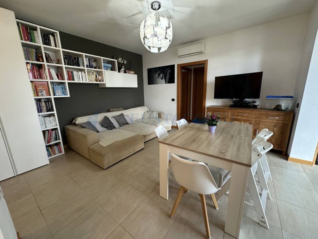 appartamento in vendita a Sorisole in zona Petosino