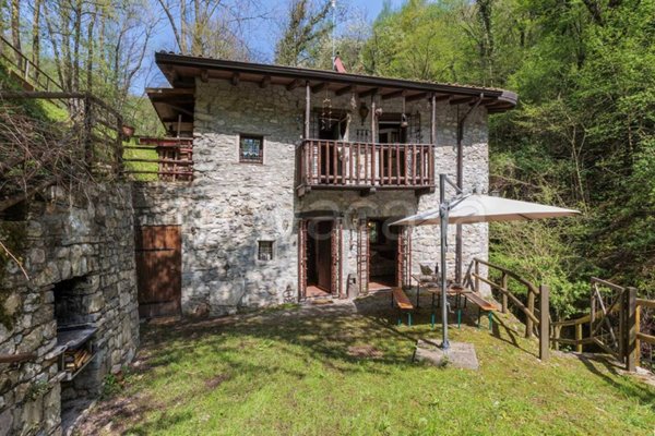 casa indipendente in vendita a Sorisole