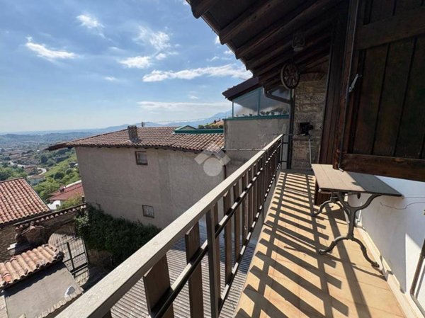 casa indipendente in vendita a Sorisole