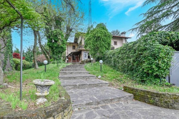 casa indipendente in vendita a Sorisole in zona Petosino