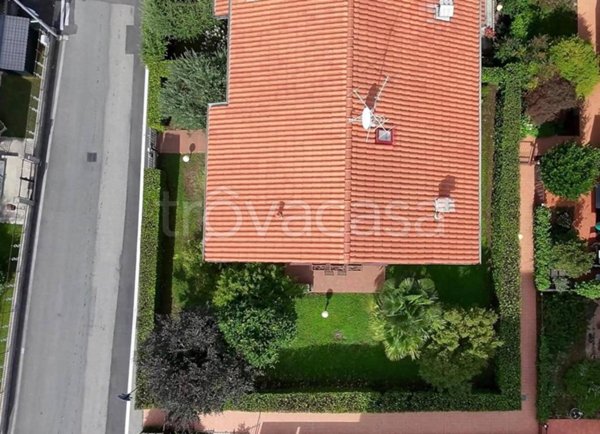 casa indipendente in vendita a Sorisole