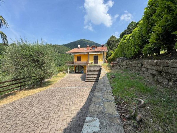 casa indipendente in vendita a Sorisole in zona Sant'Anna