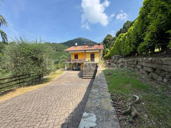 casa indipendente in vendita a Sorisole in zona Sant'Anna