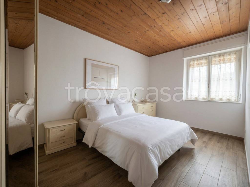 appartamento in vendita a Sorisole in zona Petosino
