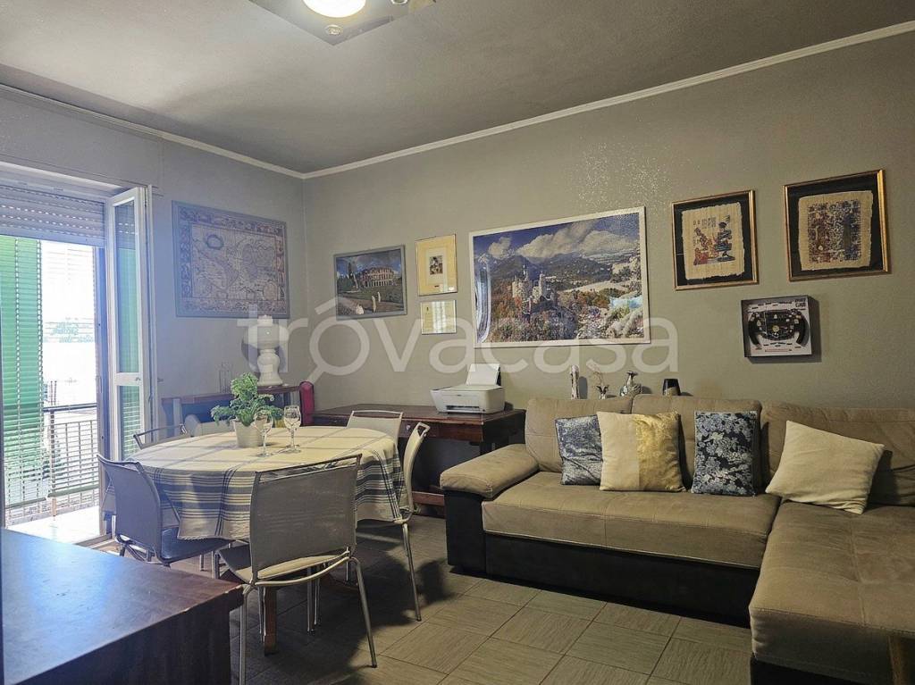 appartamento in vendita a Sorisole in zona Petosino