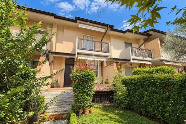casa indipendente in vendita a Sorisole
