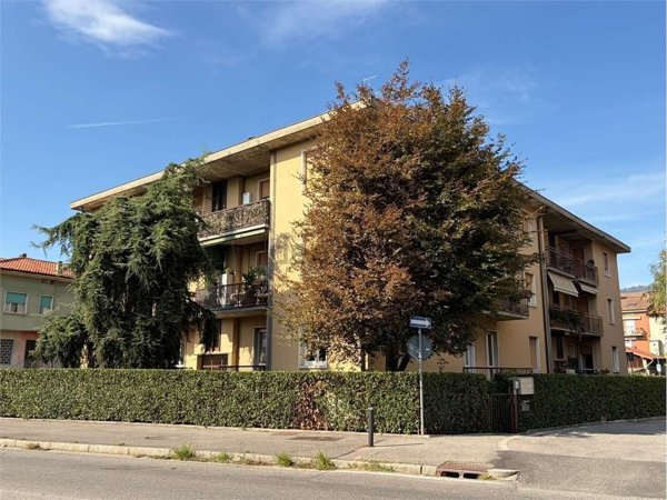 appartamento in vendita a Sorisole in zona Petosino