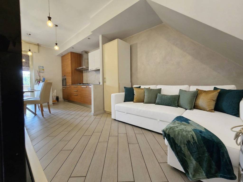 casa indipendente in vendita a Sorisole in zona Petosino