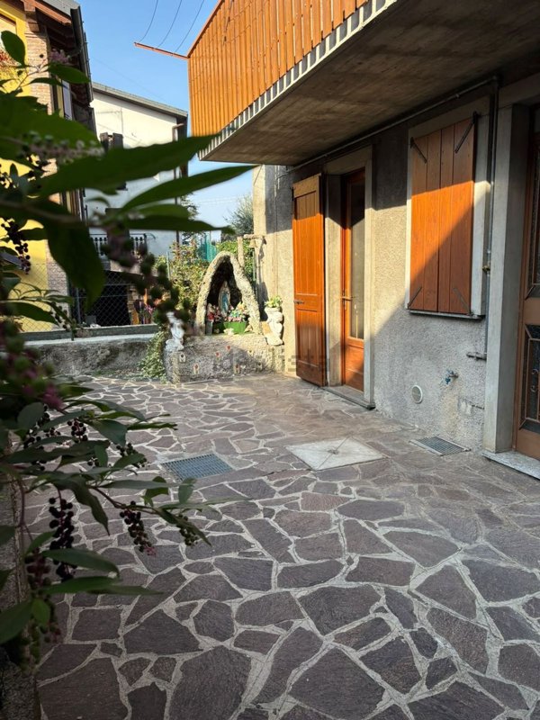 casa indipendente in vendita a Sorisole