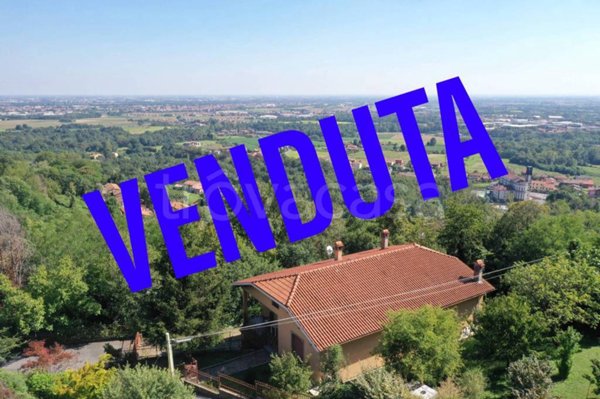casa indipendente in vendita a Sotto il Monte Giovanni XXIII in zona Fontanella