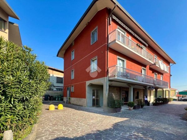 appartamento in vendita a Sotto il Monte Giovanni XXIII