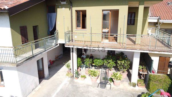 appartamento in vendita a Sotto il Monte Giovanni XXIII