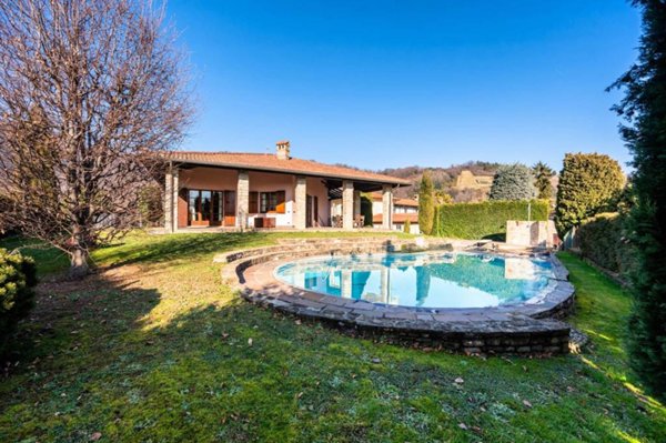 casa indipendente in vendita a Sotto il Monte Giovanni XXIII in zona Fontanella