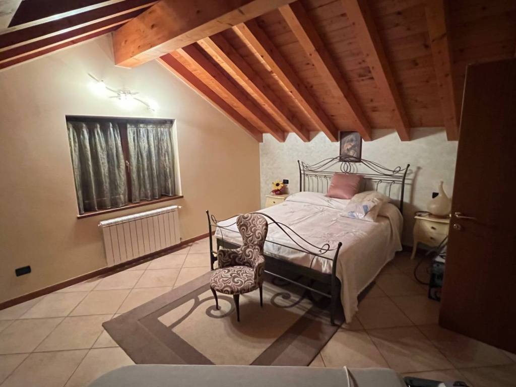 appartamento in vendita a Sotto il Monte Giovanni XXIII in zona Fontanella