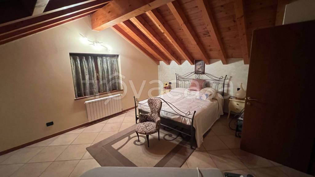 appartamento in vendita a Sotto il Monte Giovanni XXIII in zona Fontanella